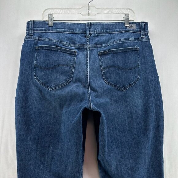 Lee Jeans Womens Sz 18 Flex Motion Regular Fit Straight leg Mid Rise Denim Blue - Picture 5 of 11